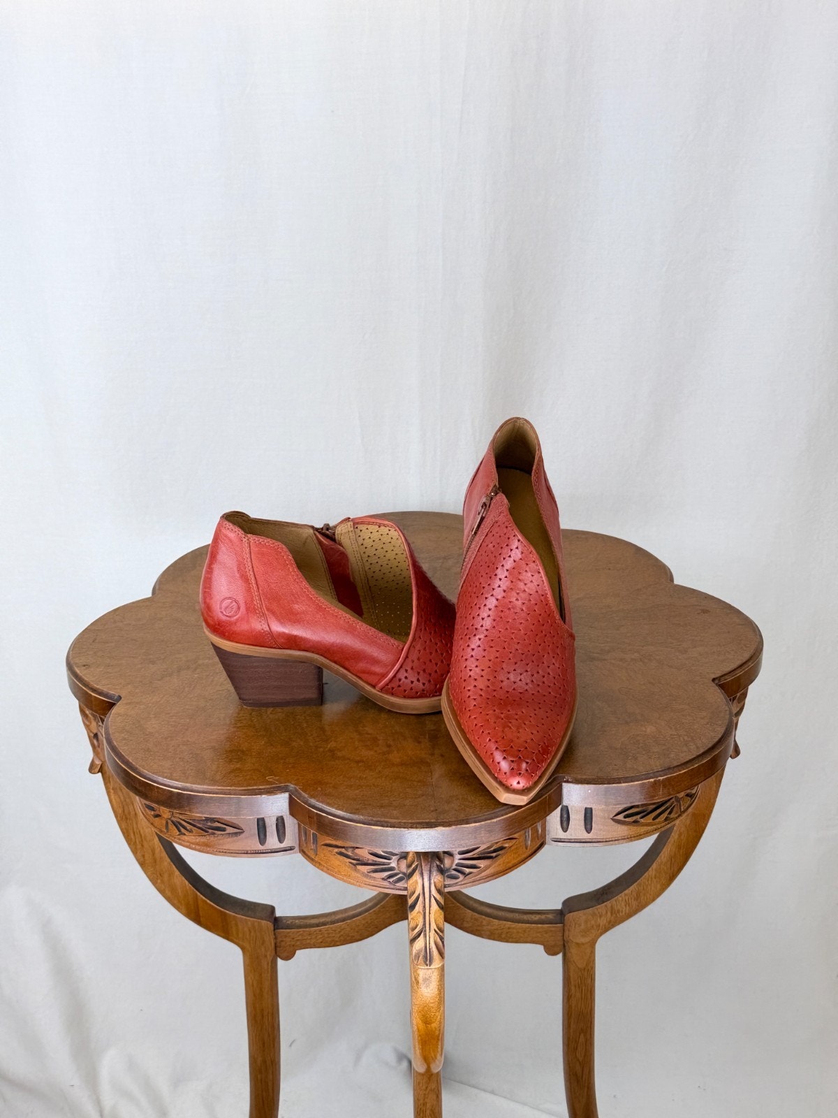 Nib Casta Deli Papaya / Burnt Orange Stack Heel Side Cut Shoe #0280 Sz 41 Eu